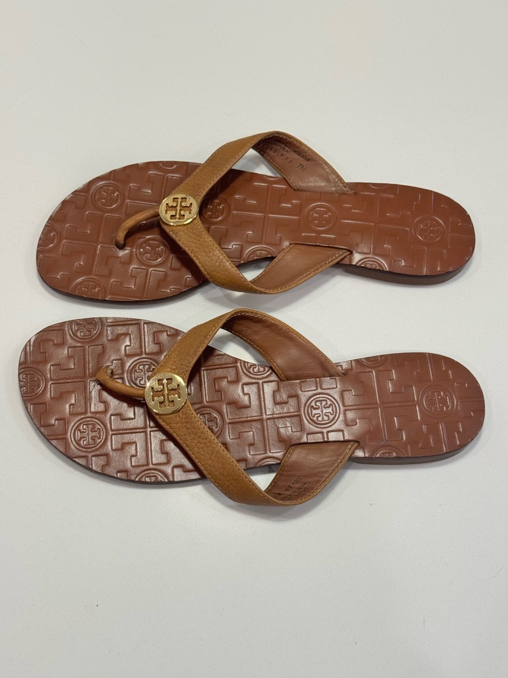 Tory Burch Brown Sandals Size 7 Leather Flip Flop/Thong - Picture 2 of 9